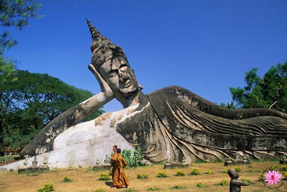 Pakse and the South