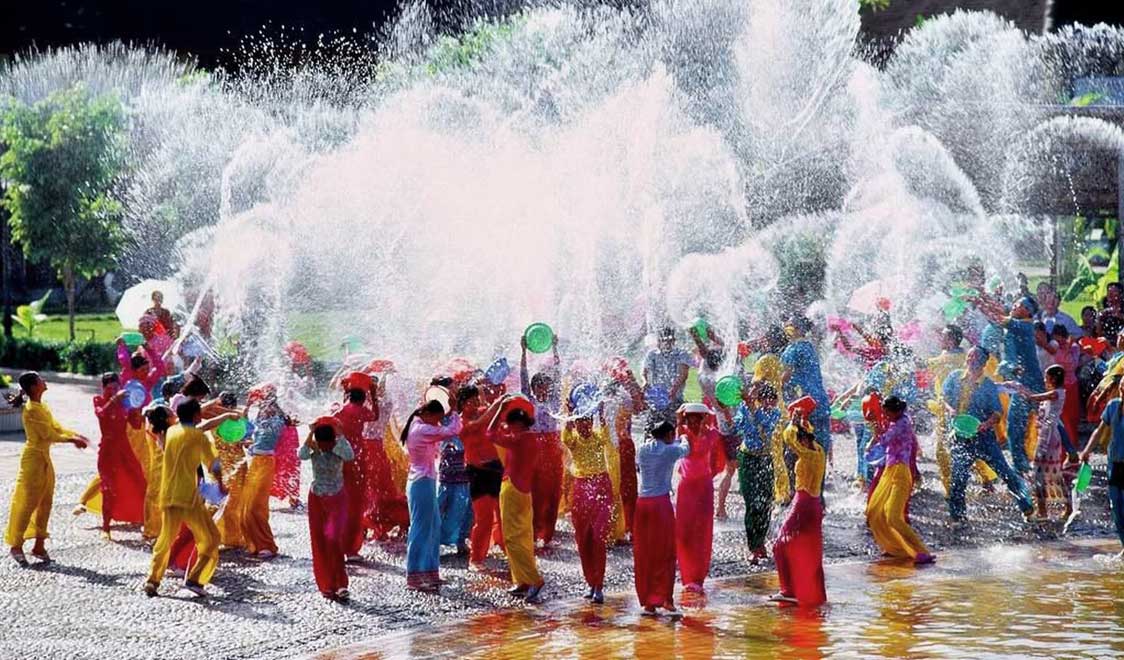 Discover Water Festival in 4 Indochina countries