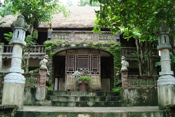 Vietnam Arts and Handicrafts Tour